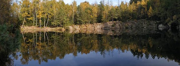 The flooded quarry at Lipnice