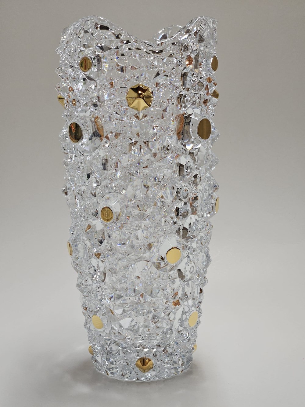 Crystal with gold-enamel detail